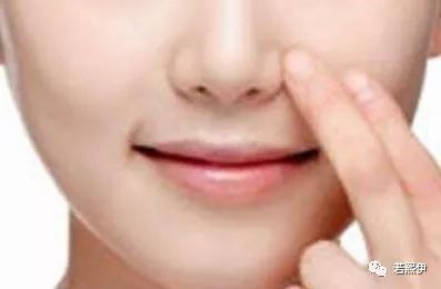 https://img.yiyiaimei.com/mnt/timg/200222/1404394319-0.jpg
