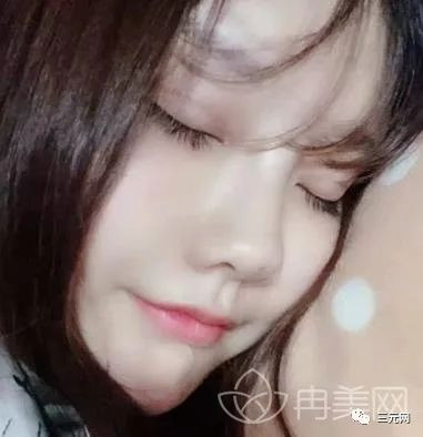 https://img.yiyiaimei.com/mnt/timg/200428/143S53529-2.jpg