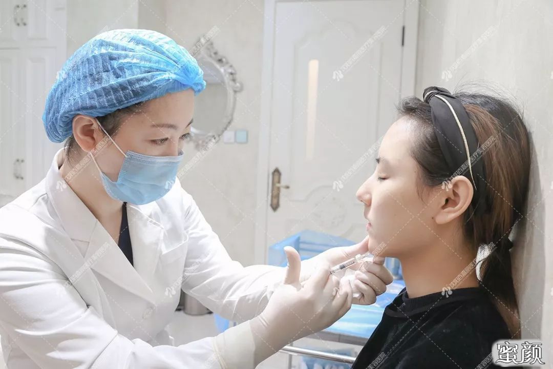 https://img.yiyiaimei.com/mnt/timg/200512/1511053453-4.jpg 案例图片