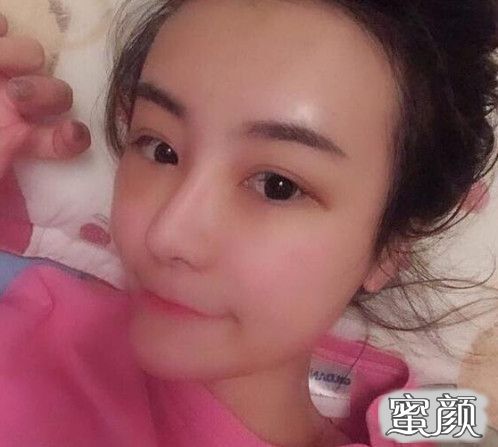 https://img.yiyiaimei.com/mnt/timg/200611/1153213127-2.jpg