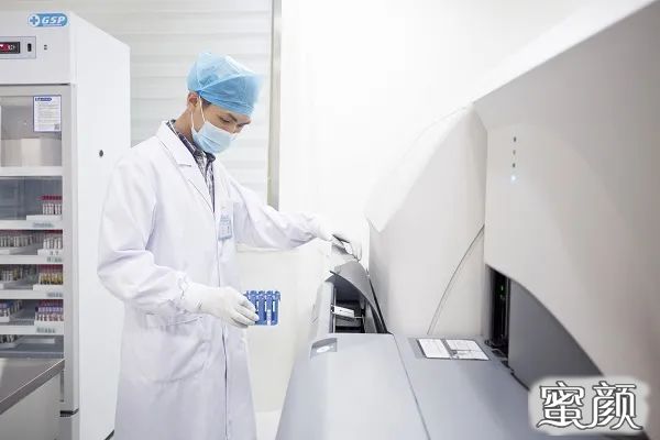 https://img.yiyiaimei.com/mnt/timg/200620/1311261I2-2.jpg 案例图片