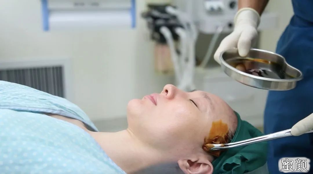 https://img.yiyiaimei.com/mnt/timg/200725/1322401964-8.jpg 案例图片